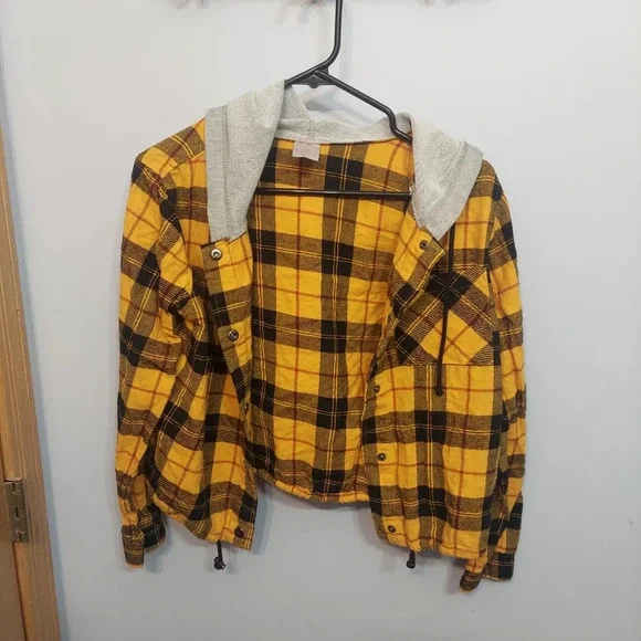 No Boundaries Cinched Waist Plaid Hoodie Yellow med plaid button on snap 💛 - Picture 8 of 11